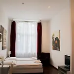 Gls Отель Берлин